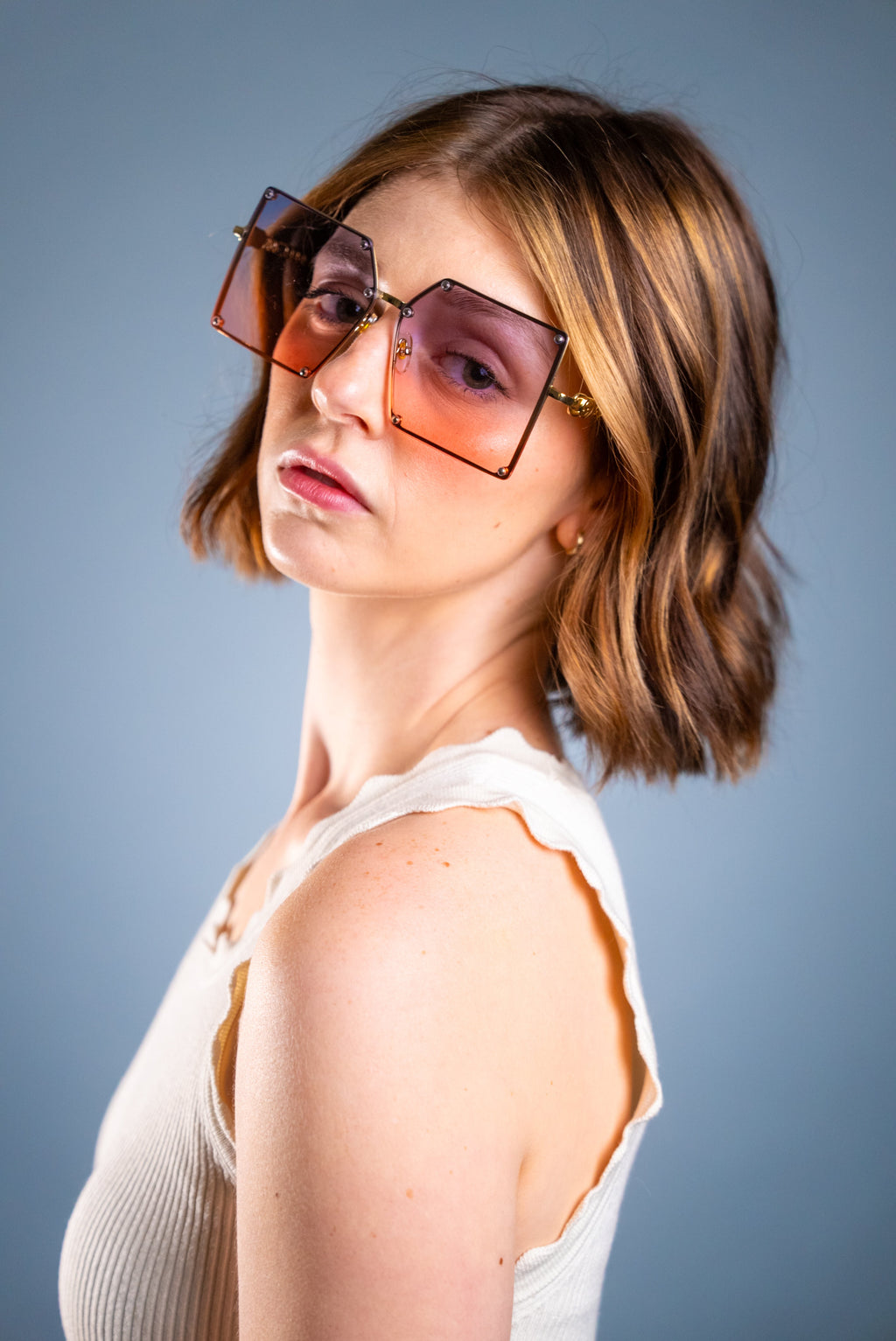 LADYBOSS SUNGLASSES - ELEVATIONS (Powder Blue)-4