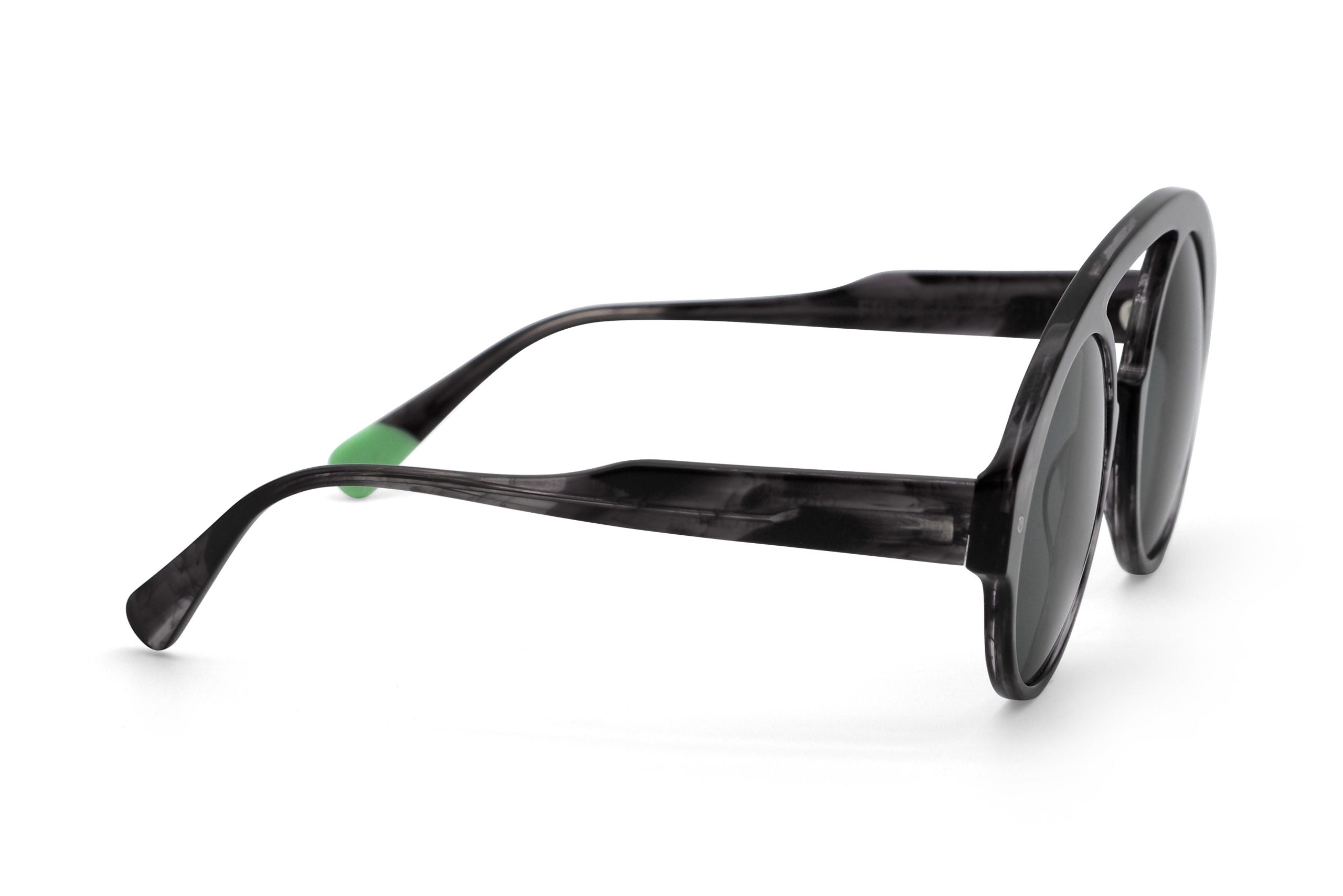 Denali – Smokey Black - SUNGLASSES-2